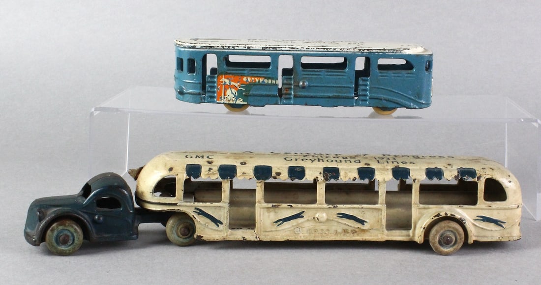 Arcade Cast Iron World's Fair Greyhound Buses (1 of 3)