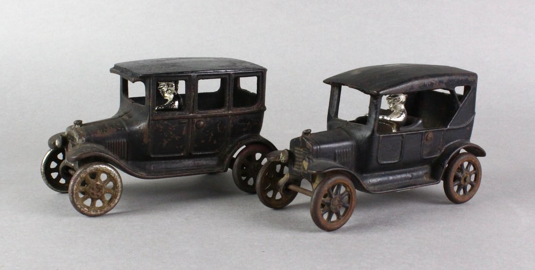 Arcade Ford Model T Sedan & Touring Car (1 of 3)