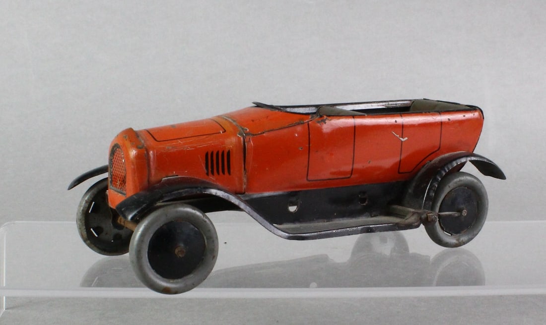 1930s Bing Tin Wind Up Open Roadster (1 of 4)