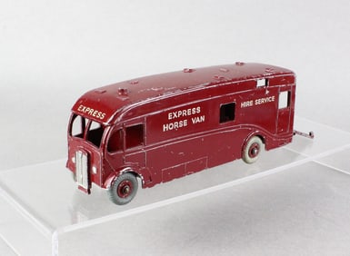 Dinky Petrol Oil Bin & Express Horse Van 581