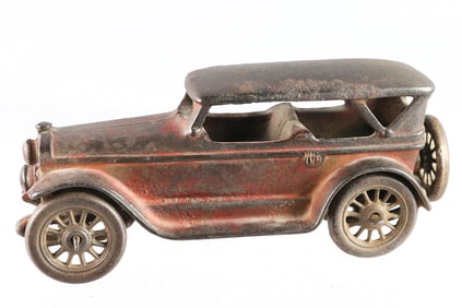 A.C. Williams Lincoln Cast Iron Touring Car