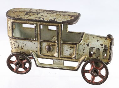 Hubley Cast Iron Limo