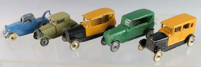 Tootsietoy Sedan Lot