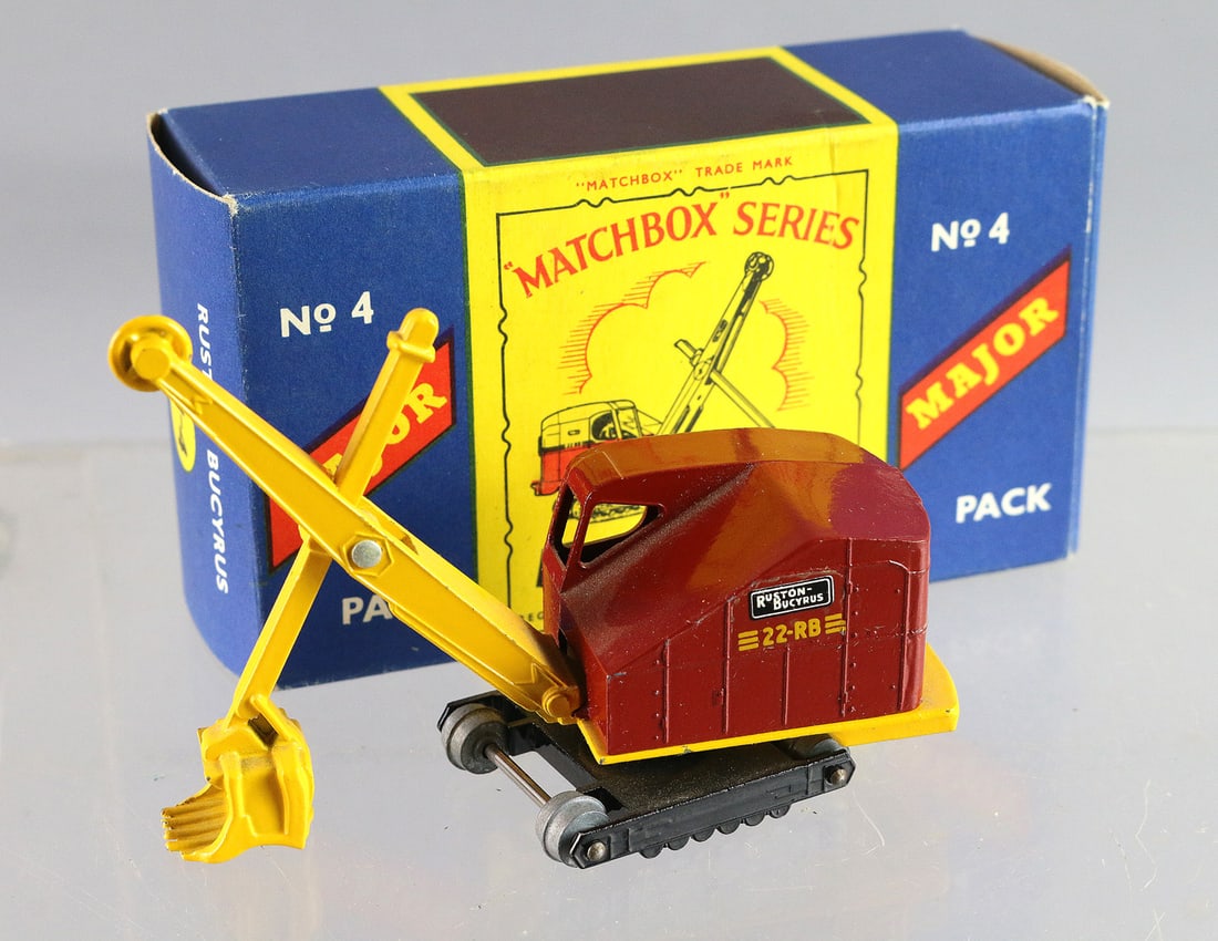 Matchbox No 4 Heavy Shovel Greywheel in Box: Matchbox No 4 Heavy Shovel Greywheel in Box