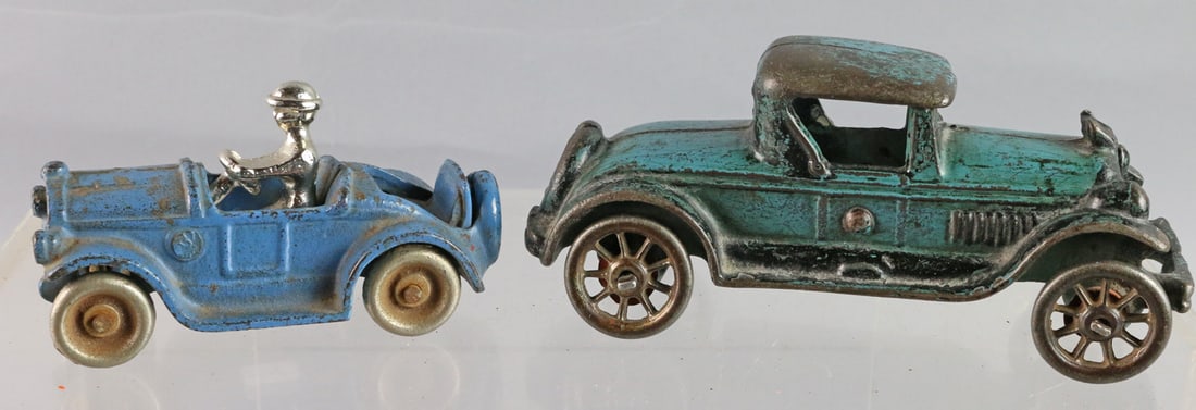 Kilgore & Williams Cast Iron Roadster Lot: Kilgore Cast Iron open roadster and Williams Coupe Lot, 2 total, 4, 6"