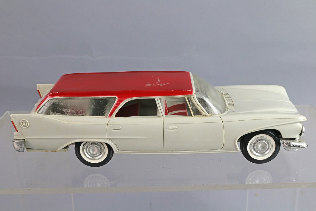 Johan 1960 Chrysler Station Wagon Promo (1 of 3)