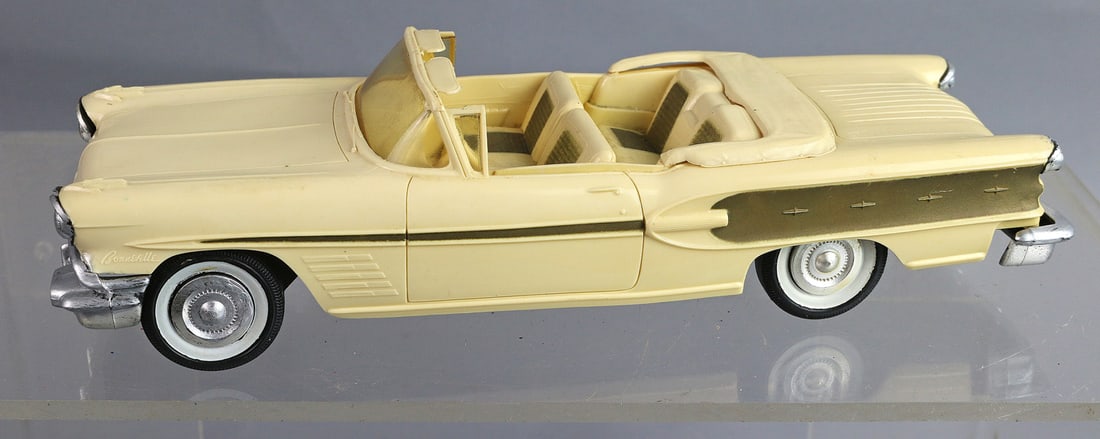 1958 Pontiac Promo Car: 1958 Pontiac Promo Car