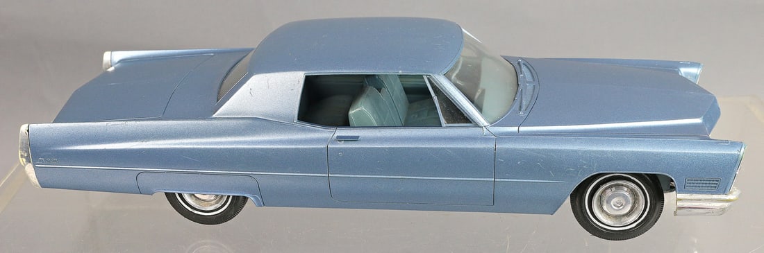 Johan 1967 Cadillac Coupe Promo Car (1 of 3)