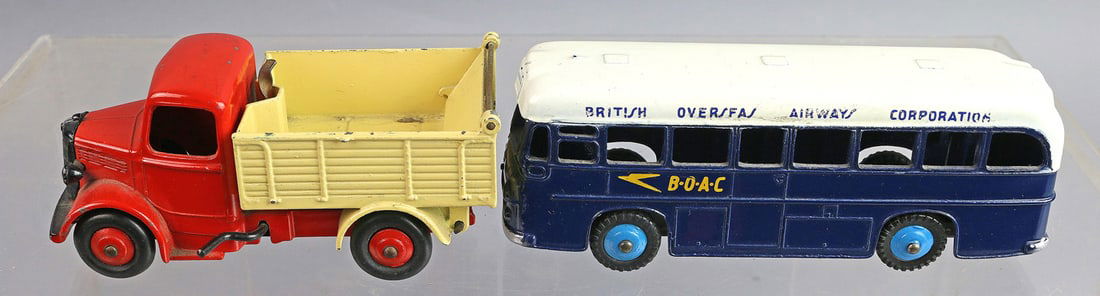 Dinky Bedford Dump, No 283 Bus Lot (1 of 3)