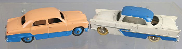 Dinky Plymouth Belvediere, 170 Ford Sedan Lot