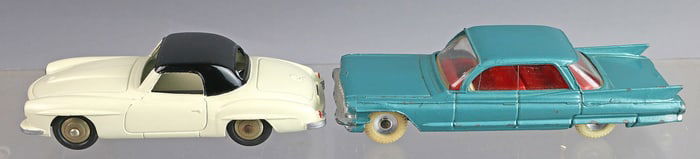 Dinky Mercedes 190SL, Cadillac Lot