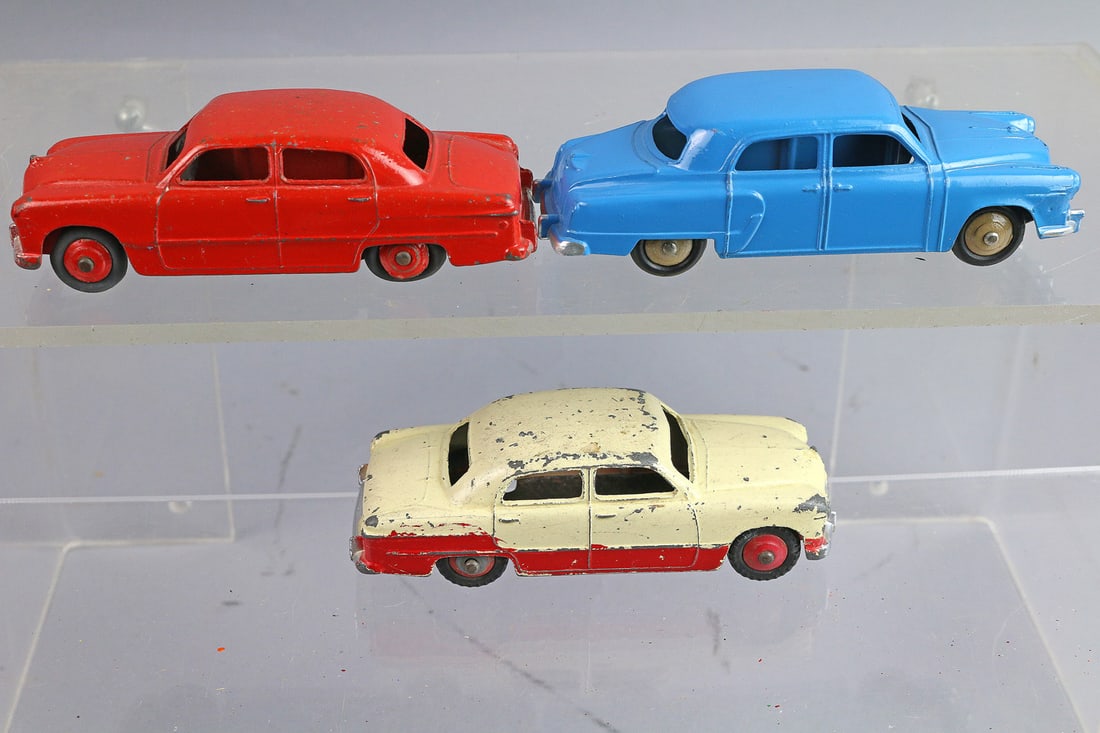 Dinky Ford Sedan, Studebaker Lot (1 of 3)