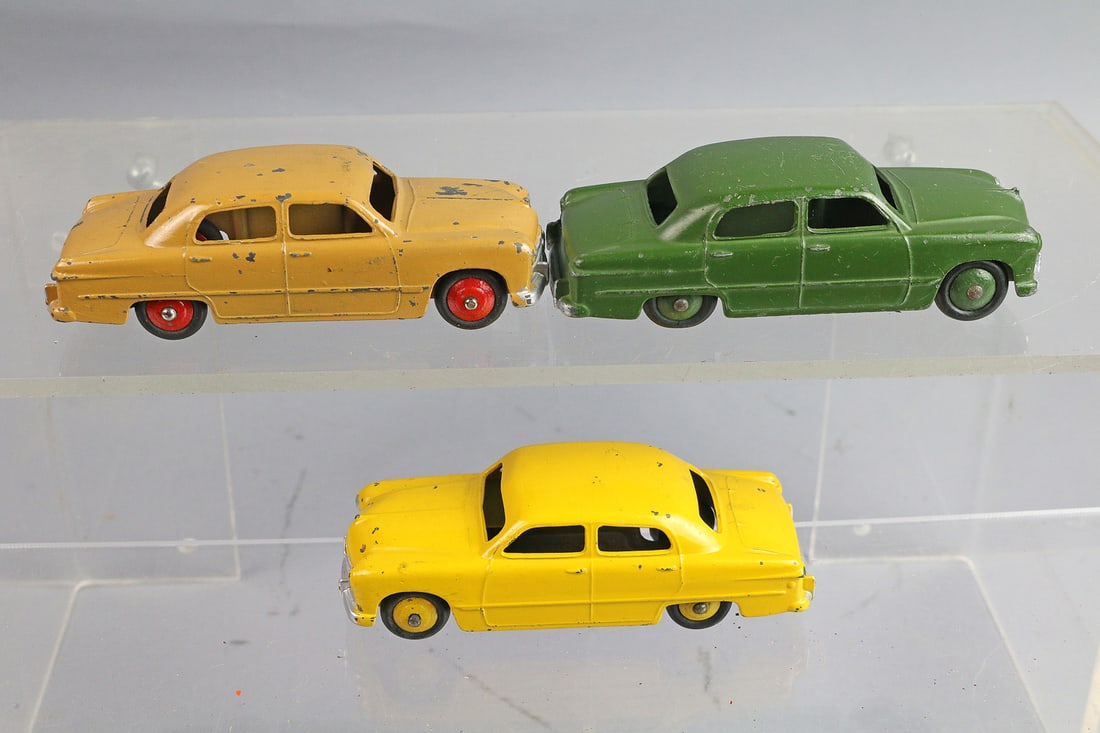Dinky Ford Sedan Lot (1 of 3)
