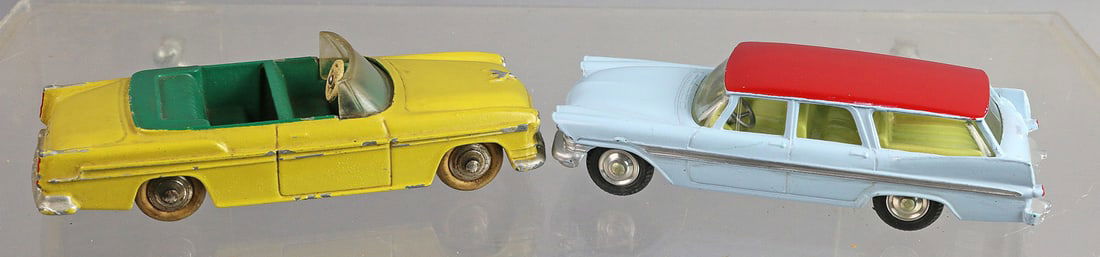 Dinky Plymouth Suburban, Chrysler New Yorker: Dinky Plymouth Sports Suburban, Chrysler New Yorker Lot