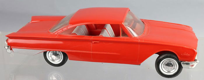 AMT 1960 Ford Skyliner Promo car Friction