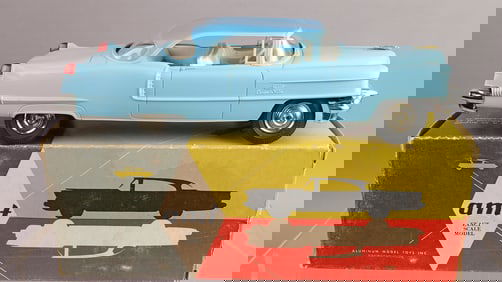 AMT Cadillac Flywheel Deluxe Promo Car in Box