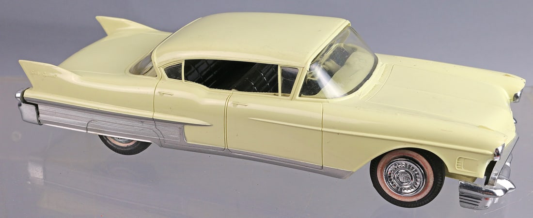 Johan 1958 Cadillac Fleetwood Promo Car: Johan 1958 Cadillac Fleetwood Promo Car
