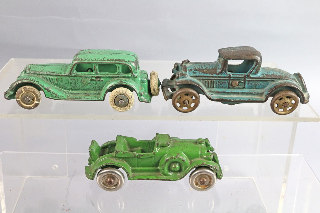 Kilgore, Williams, Hubley Cast Iron Car Lot (1 of 3)