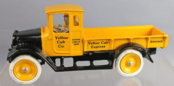Arcade Cast Iron Yellow Cab  Truck