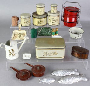 German Tin Doll House Accessories