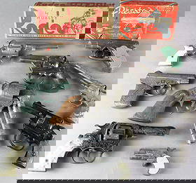 Cap Gun Collection, Hubley, Kilgore & Box: Cap Guns Lot. Hubley Rodeo in Box, Kilgore Presto in Box, Other toy guns unboxed- Hubley, National etc. . Wyandotte Hop Along Gun does not close