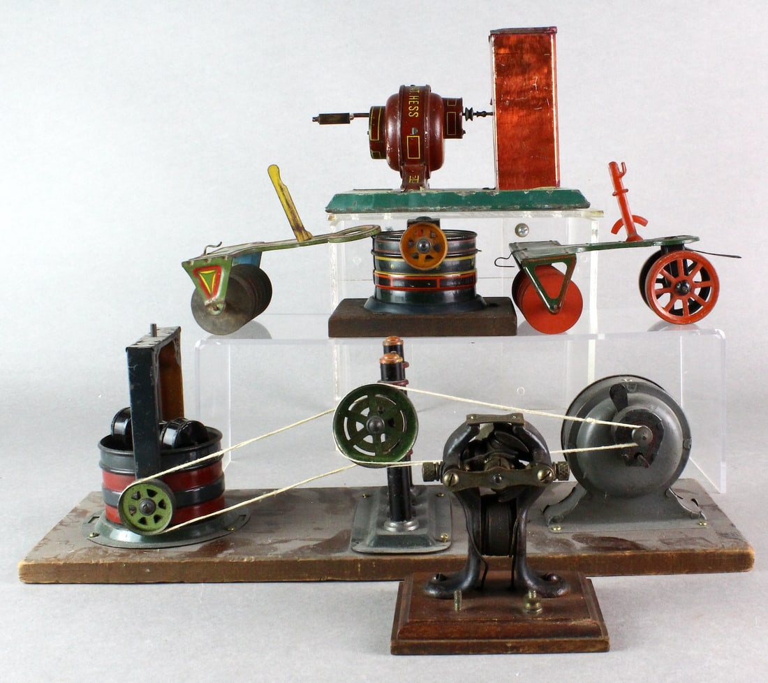 Hess Engines, Little Hustler Motor, SG Tin Carts: Hess German Tin Engines for steam toys, Knapp Little Hustler Motor, SG Tin Carts. Large Hess 14 inches wide.