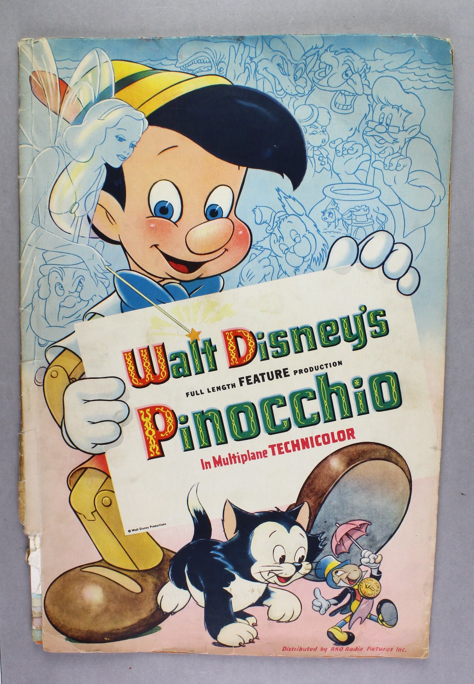 Rare Disney Pinnochio RKO Theater Press Book: Rare Walt Disney Pinnochio RKO Theater Press Book. Large Format Exhibitor Campaign Book with promotional options - posters, toys, books, stories and all items promoting the movie. For the Theaters sho