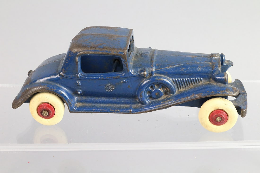 1930s Cast Iron Blue Coupe: 1930s A. C. Williams Cast Iron Blue Coupe, 8"