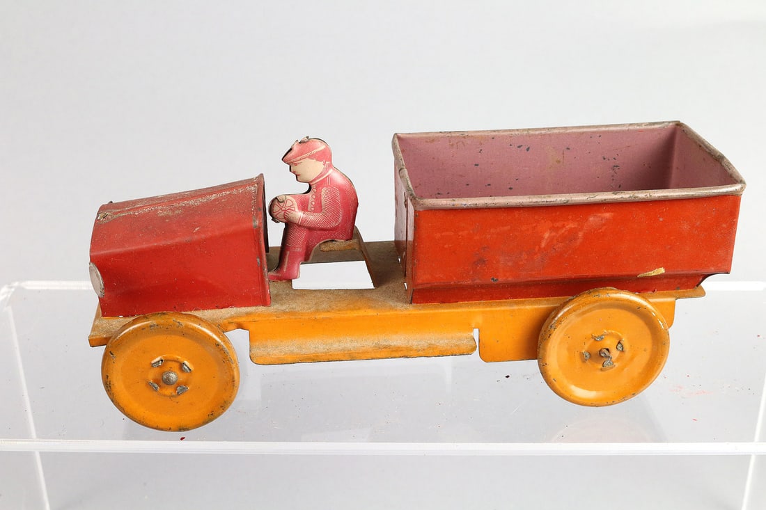 Early Tin Litho Truck: Early Tin Litho Truck, 8"