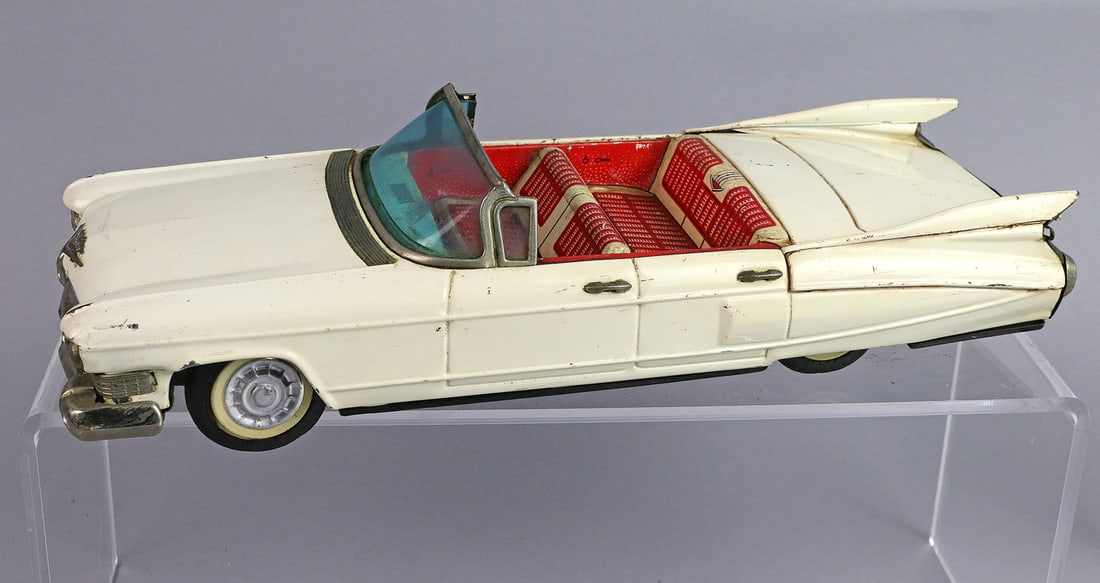 Bandai Cadillac Tin Japan: Bandai Cadillac Tin Japan, 11"