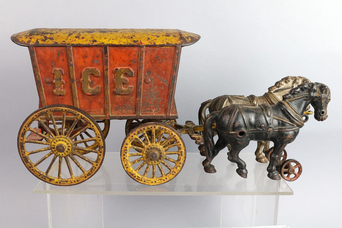 Hubley Large Cast Iron Horse Drawn Ice Wagon: Hubley Large Cast Iron Horse Drawn Ice Wagon, 16"
