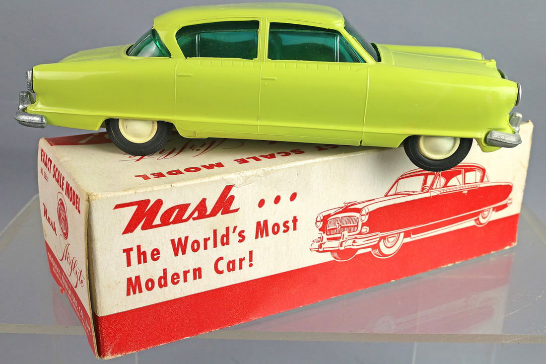 Tru Miniatures 1952 Nash Airflyte Promo Car In Rare Box: Tru Miniatures 1952 Nash Airflyte Promo Car In Rare Box.