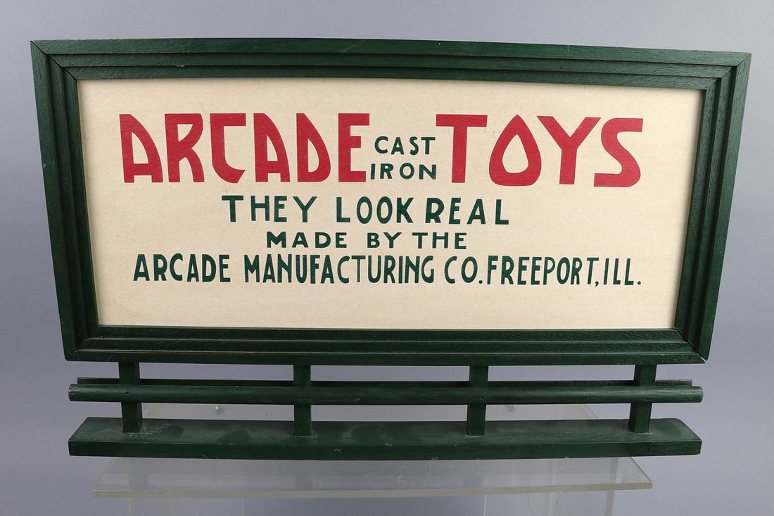 Arcade They Look Real Sign: Arcade They Look Real Sign, 9x15"