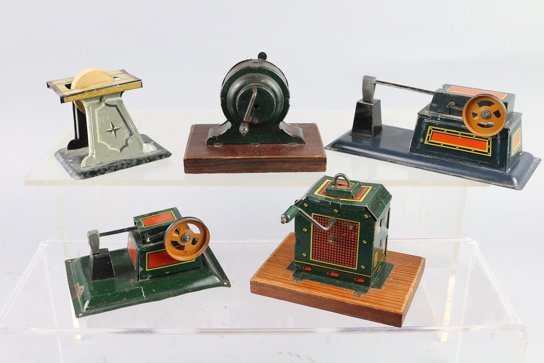 Hess German Tin Dynamo & Plank Grinder: Hess German Tin Dynamo & Plank Steam toy Grinder Lot, 5