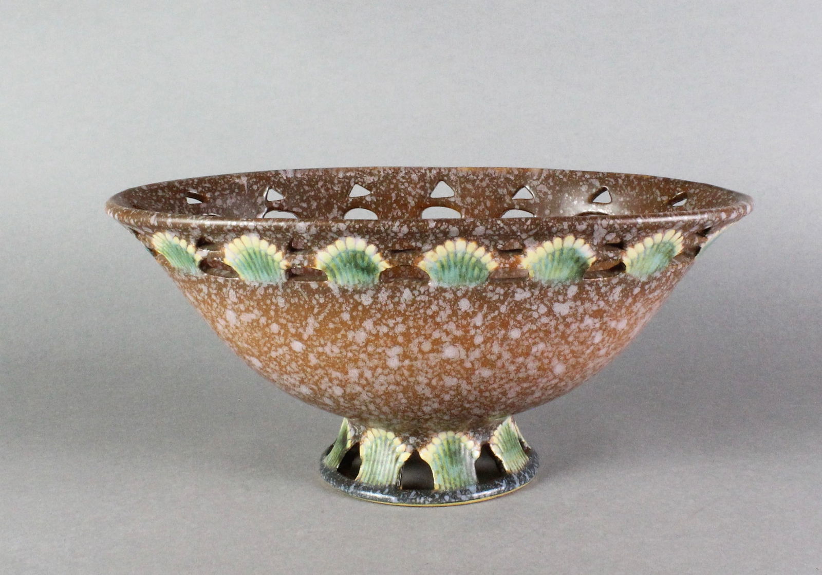 Rosevill Pottery Ferrella Console Bowl: Rosevill Ferrella Console Bowl. Excellent original condition. Size is 5 3/4 inches high by 12 5/8 inches long.