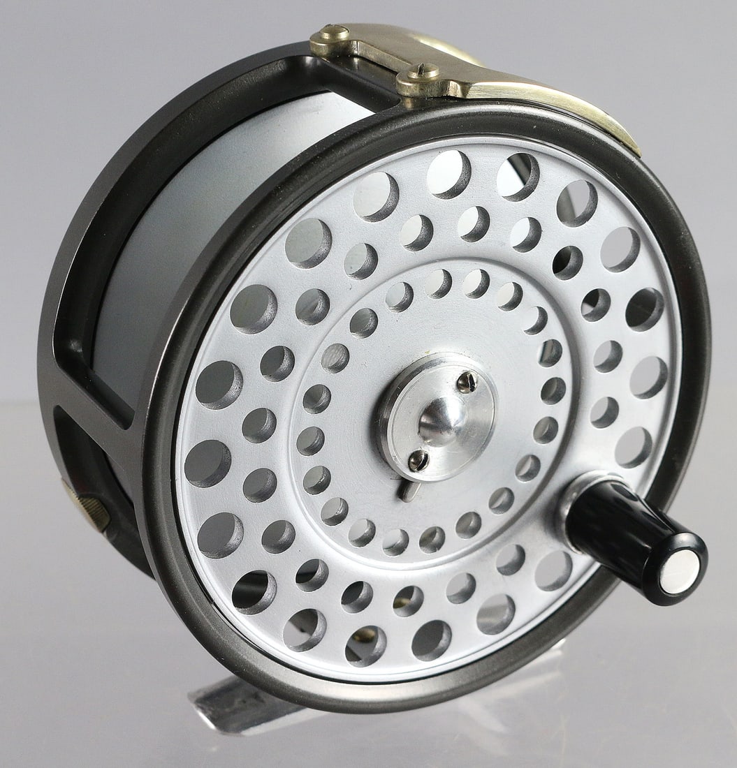 House Of Hardy Fly Reel England The Zenith In Case RARE: Hardy Fly Reel England The Zenith In Case, NM, RARE, no longer made