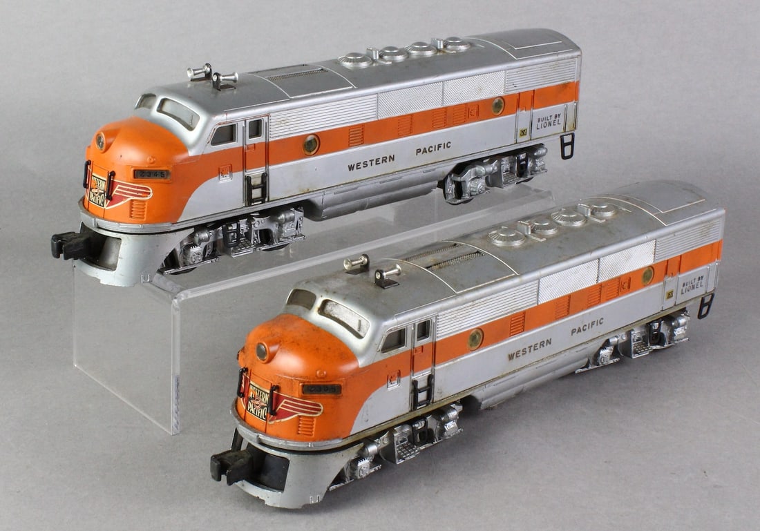 Lionel 2345 Western Pacific F3 AA Diesel Units (1 of 4)