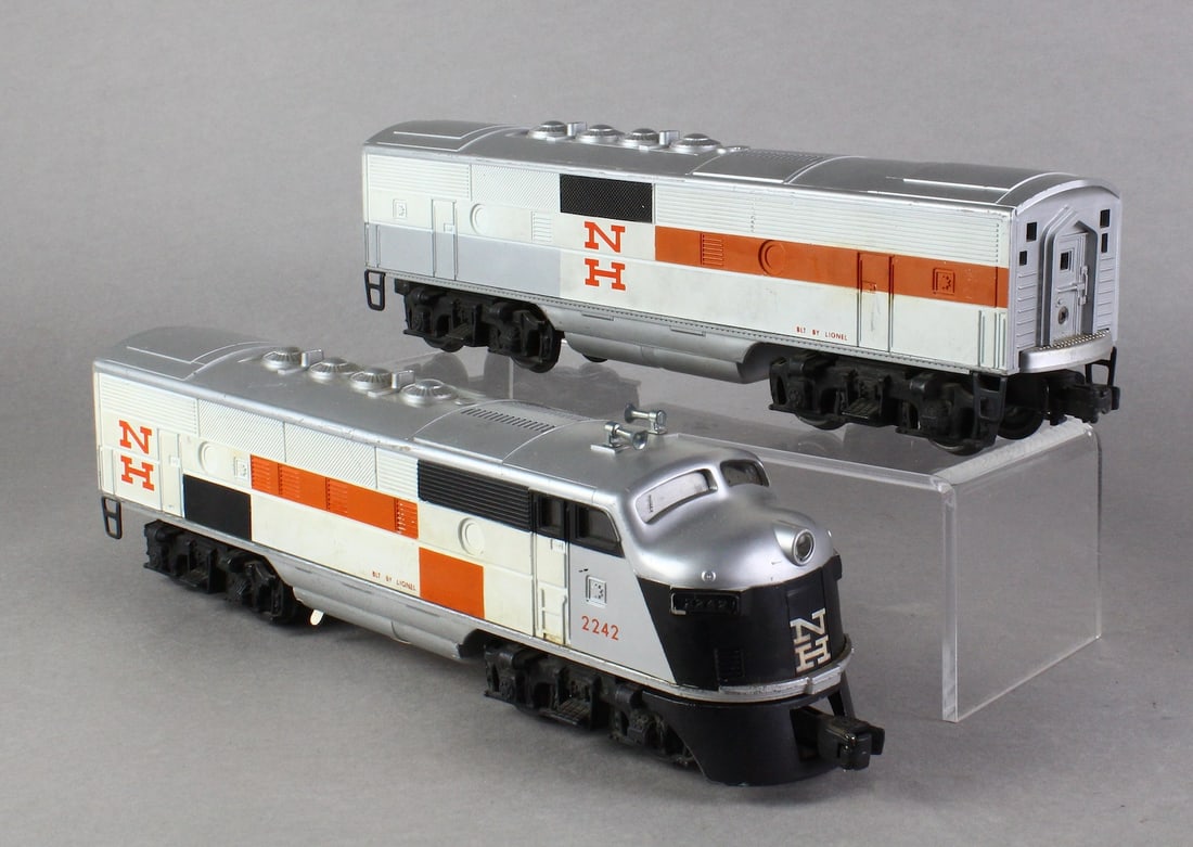 Lionel New Haven 2242 AB Diesel F3 Locomotives (1 of 6)