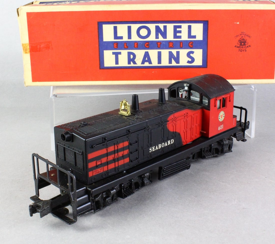 Lionel 601 Diesel Seaboard Switcher in Box (1 of 4)