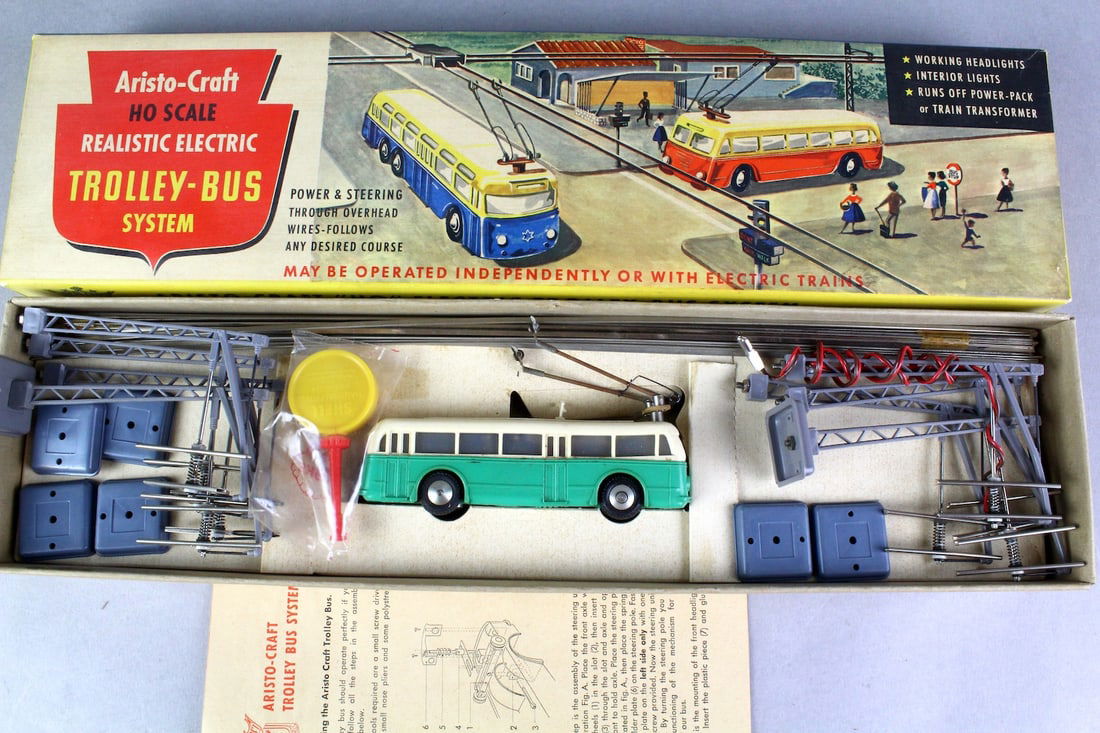 Aristo-Craft Trolley System with Overhead Lines: Aristo-Craft HO Trolley System with Overhead Lines and towers In Box. Made in Germany. Excellent in clean box with instructions.