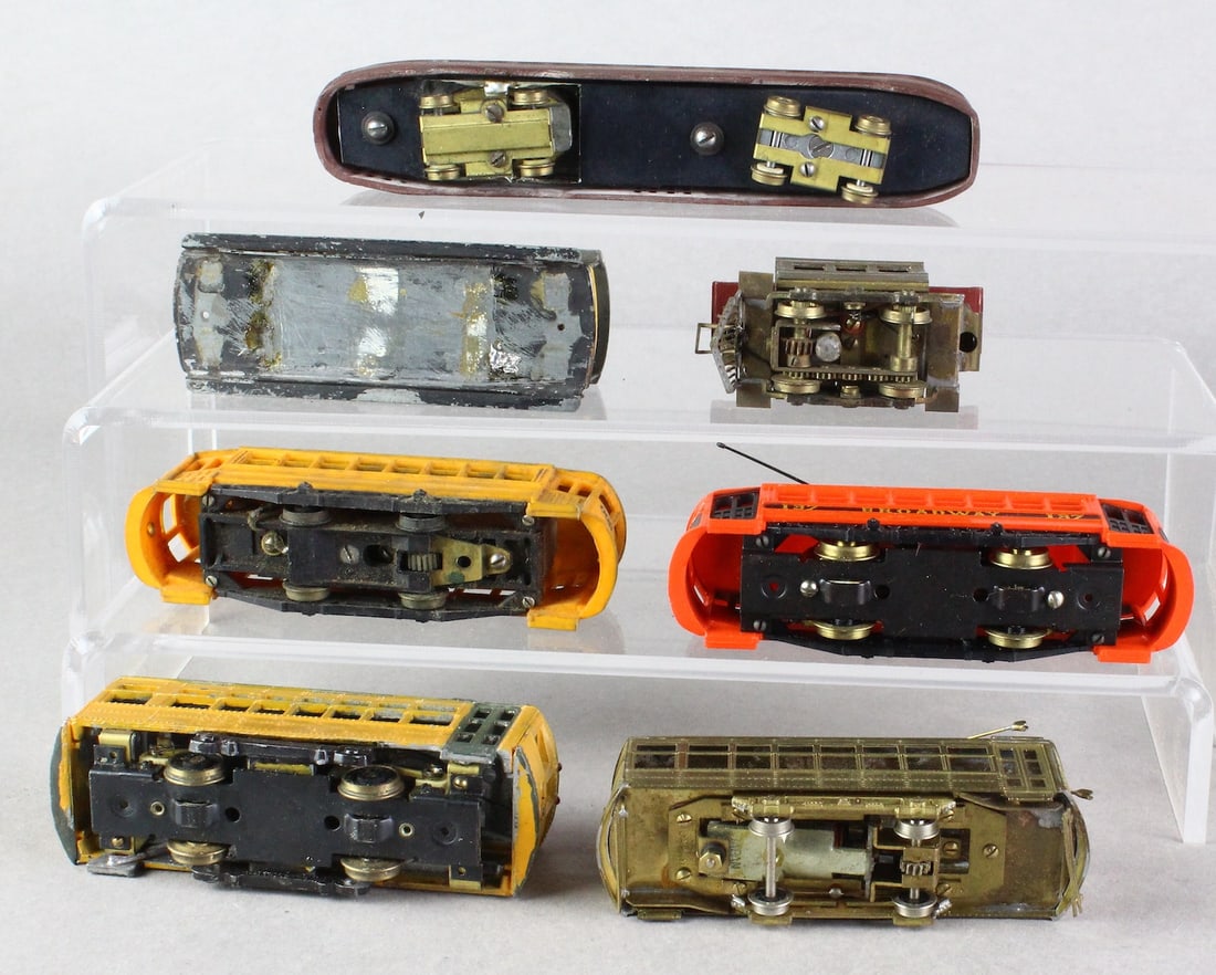 7 Brass and Plastic HO Powered Trolleys - 3