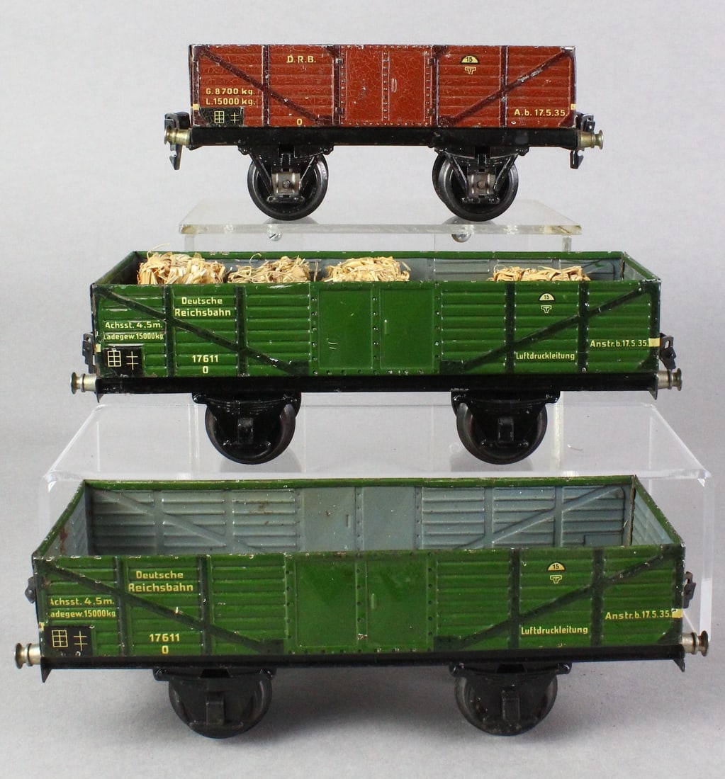 Marklin 1 Gauge Open Freight Rolling Stock (1 of 4)
