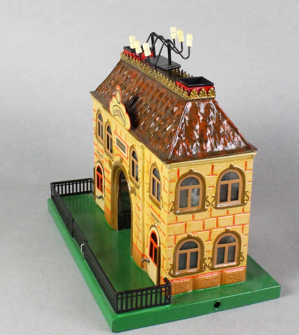 Marklin German Tin Central Station - 3