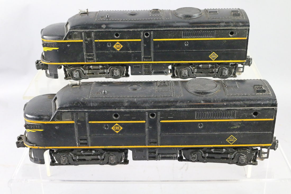 Lionel 2032 Erie Alco A/B Units Diesel: Lionel 2032 Erie Alco A/B Units Diesel Locomotives