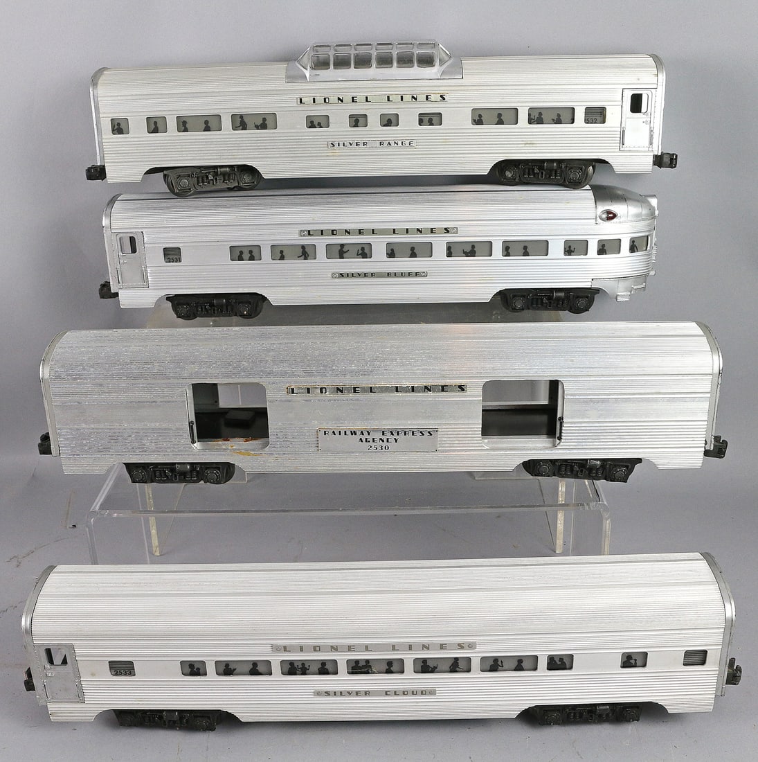 Lionel Extruded Alum Passenger Car Lot: Lionel Extruded Alum Passenger Car Lot, 2530, 2531, 2532, 2533, boxes