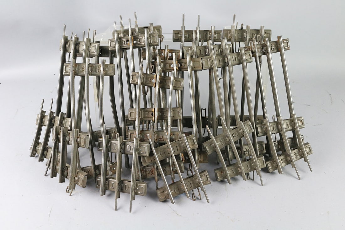 Marklin 1 Gauge Track Lot Straight: Marklin 1 Gauge Track Lot Straight, 19