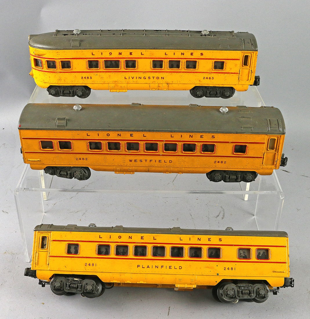 Lionel Pullman Lot - 2
