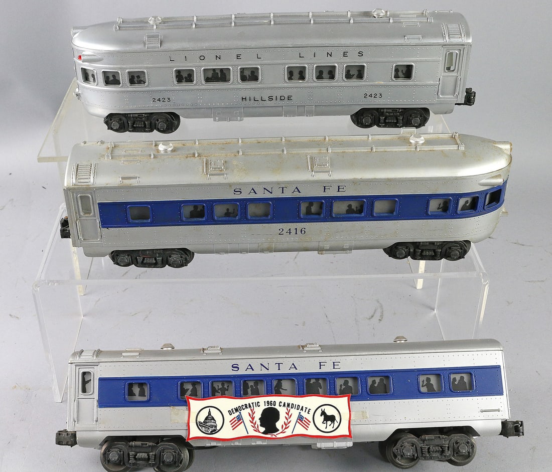Lionel Pullman Car Lot (1 of 2)