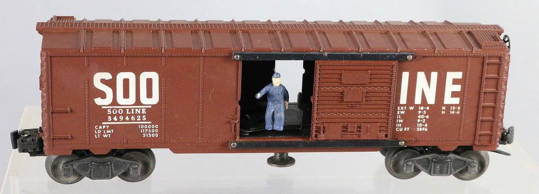 Lionel 3494 Operating Box Car in box (1 of 3)