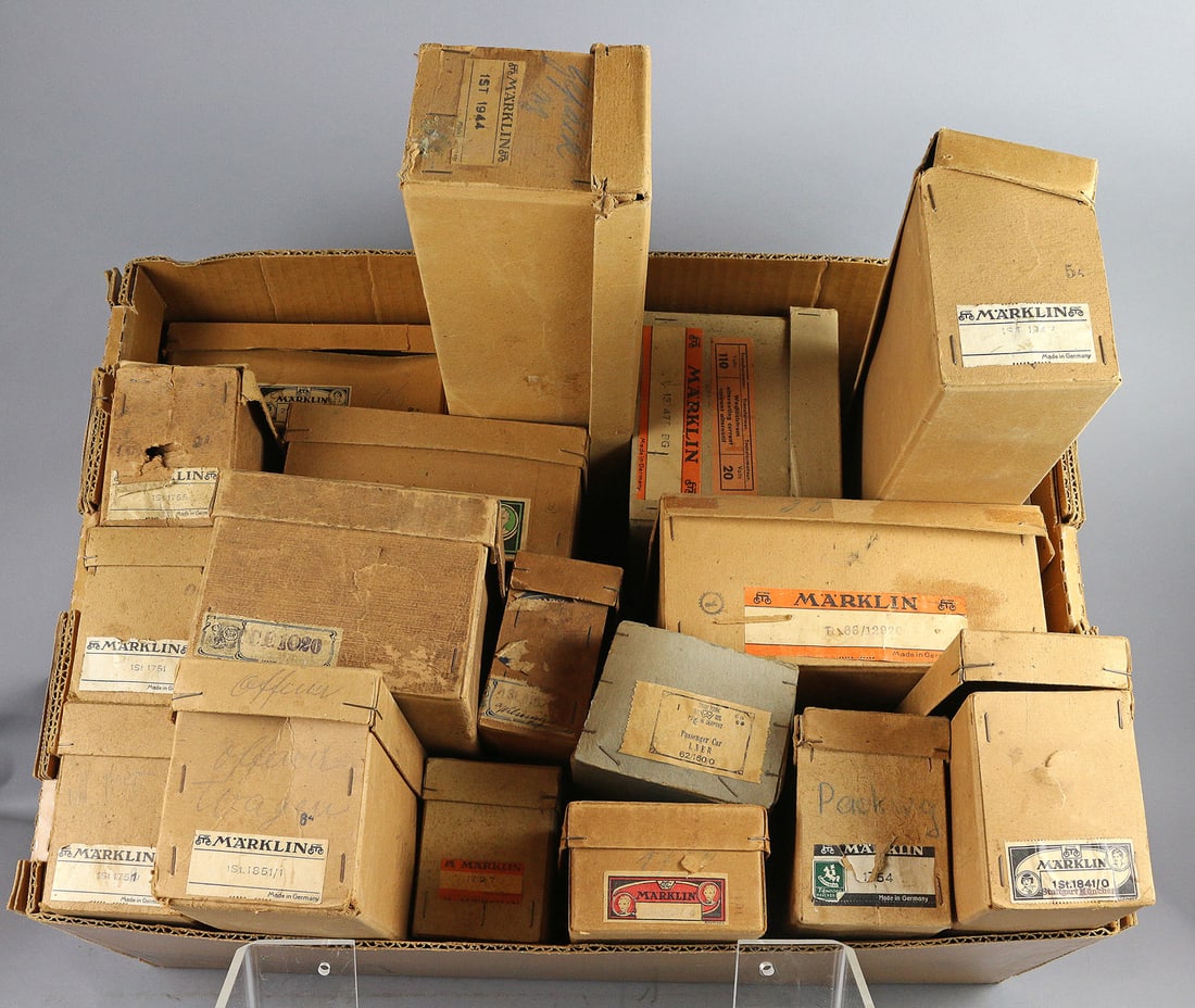 Marklin Pre-War Train Boxes Lot O Gauge: Marklin Train Box Lot O Gauge, 17 early Boxes!